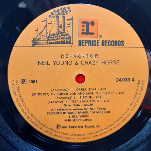 Imagem 3 de 6 de Vinil Lp Neil Young Crazy Horse Re Ac Tor Reactor Bom Estado