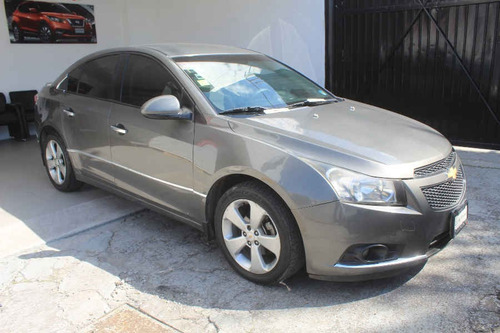 Imagen 1 de 14 de Chevrolet Cruze 2012 4p Ls Aut A/a Cd Mp3 R-16 A