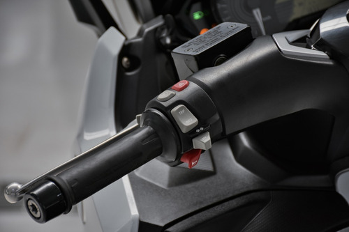 Imagen 9 de 15 de Bmw C650 2016