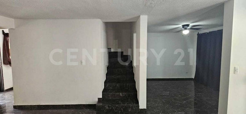 Casa En Renta En Portal De Anahuac, Apodaca