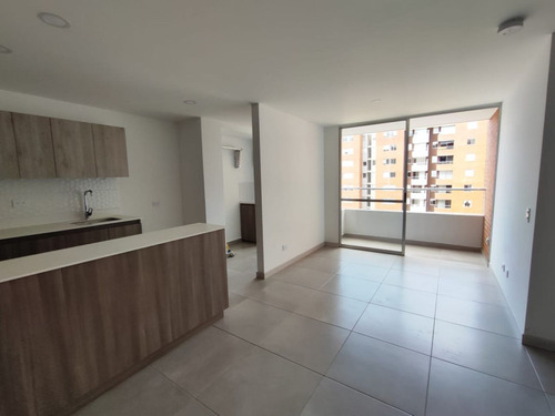 Apartamento En Arriendo En Medellín El Poblado. Cod 14271