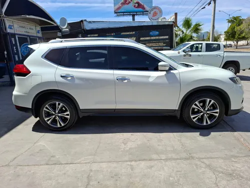 Nissan X-Trail 2.5 Exclusive 2 Row Cvt