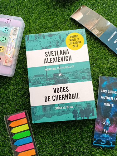 Voces De Chernobil  Svetlana Alexievich Libro Fisico