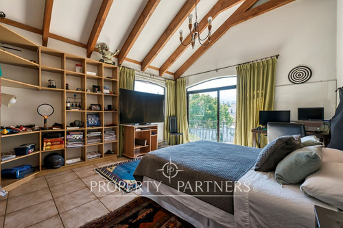 Excelente Casa Estilo Chileno, En Santuario Del V...