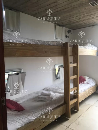Venta De Casa En Manantiales- El Chorro. 4 Dormitorios En Suite
