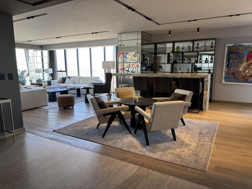 Exclusivo Penthouse En Venta Taira Bosque Real
