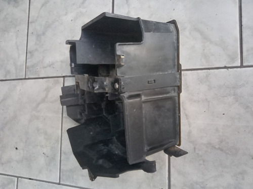 Suporte Caixa Bateria Fiat Stilo Serve Em Todos Anos (Usado)