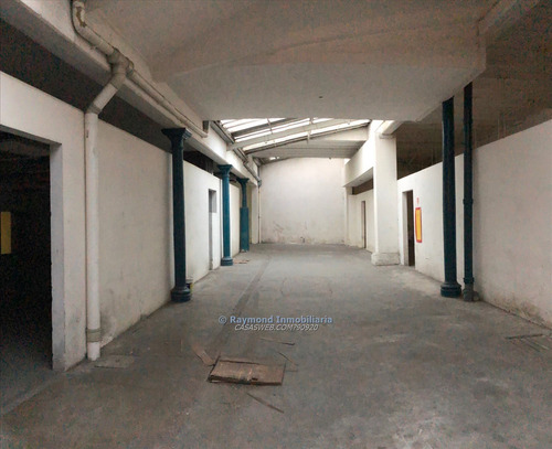 Local De 2575m2 En Venta O Alquiler En Ciudad Vieja
