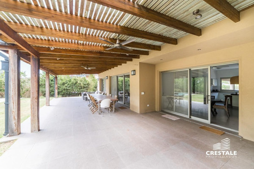 Imagen 16 de 30 de Excelente Casa De 5 Dormitorios En Venta - Rosario Golf Country Club