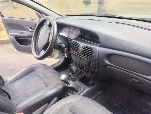 Renault Megane 1.6 Unique