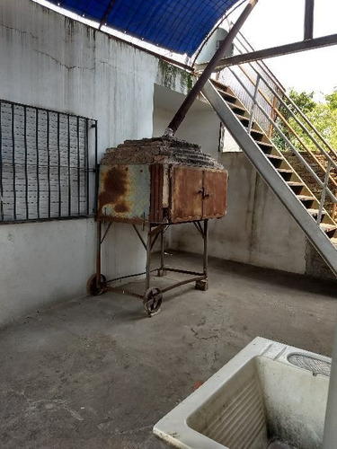Casa En Venta En Berazategui Oeste