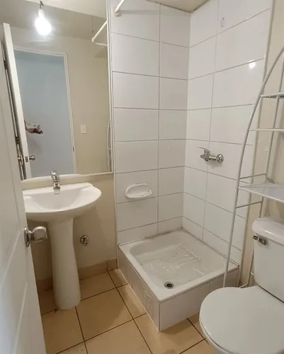 Departamento En Arriendo De 2 Dorm. En San Miguel