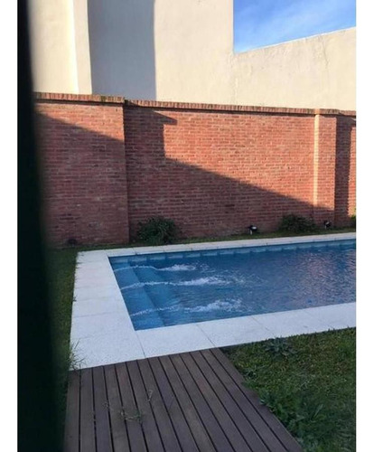 Venta Departamento 3 Ambientes Con Cochera