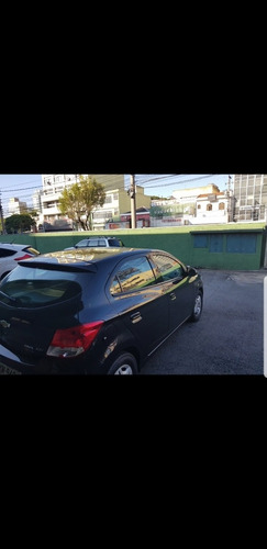 Imagem 2 de 8 de Chevrolet Onix 2017 1.0 Joy 5p