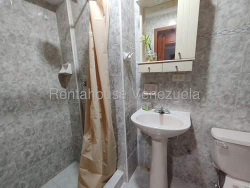 Estefani Salon Vende Apartamento En Nueva Segovia Este Lara/25-21352/