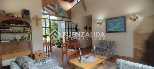 Casa 180 M2 - Terreno 11.200 M2 - Los Pinares De Algarrobo