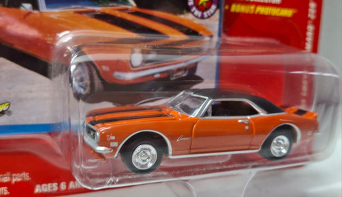 Johnny Lightning 1:64 Chevy Thunder 1968 Chevy Camaro Z28 Naranja Oscuro (Usado)