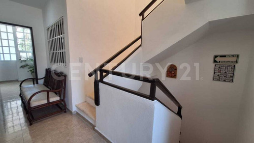 Se Renta Edificio De Departamentos 5ta Avenida Y Calle 26 Playa Del Carmen P4177