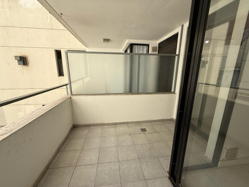 Departamento En Venta En Nueva Córdoba, 1 Dormitorio Con Balcón, Apto Credito, Desocupado