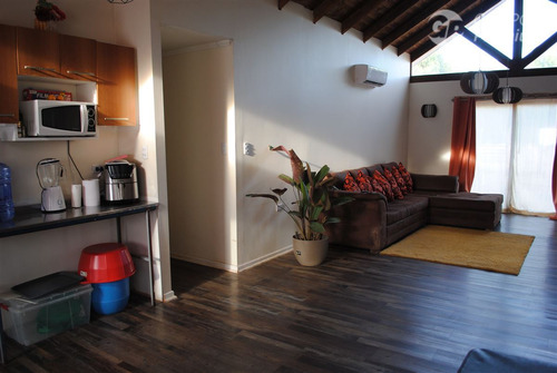 Casa En Venta De 5 Dorm. En Quilleco