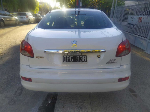 Peugeot 207 2014 1.4 Sedan Allure 75cv