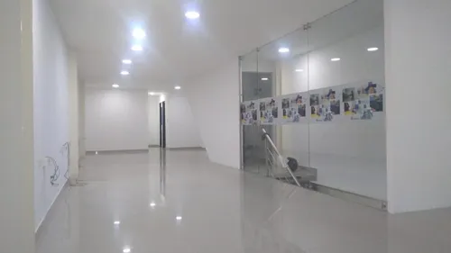 Oficina En Arriendo En Versalles. Cod A10077