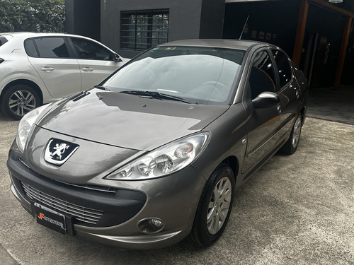 Peugeot 207 1.6 Feline 106cv