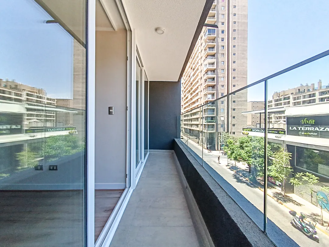 Imagen 5 de 22 de Edificio Arturo Prat Vista Sur Piso 3