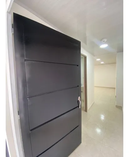 Local En Venta De 360 Metros, Barrio La Fraguita