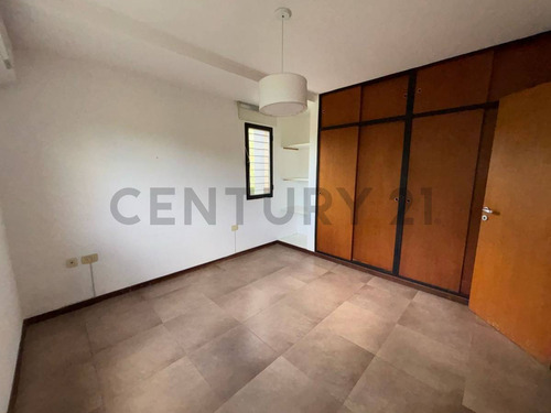 Calle 478 Entre 26 Y 27, City Bell | Duplex 2 Dormitorios.