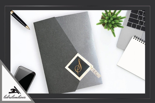 Invitaciones Corporativas Y De Grado