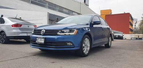Imagen 3 de 11 de Volkswagen Jetta 2.5 Comfortline Tiptronic Azul 2018