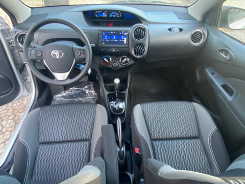 Toyota Etios 2021 1.5 X Plus 16v Aut. 5p
