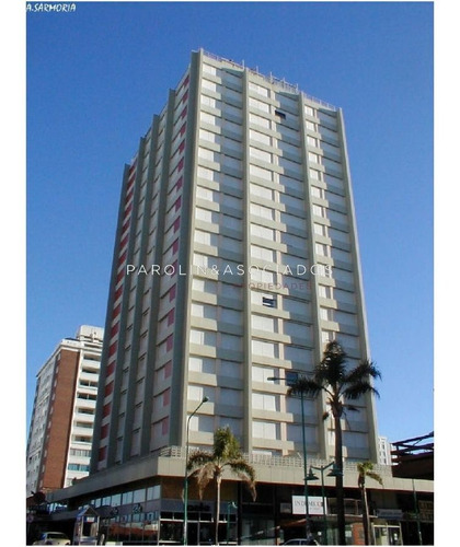 Imagen 11 de 16 de Apartamento En Peninsula, 3 Dormitorios *