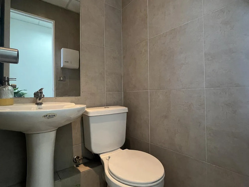 Venta Oficina 20m2, 1p-1b, Metro Bella Vista De La Florida