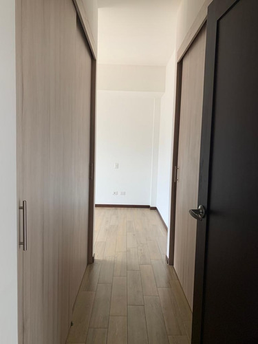 Imagen 5 de 13 de Apartamento Moderno De 3 Habs En Alquiler En Zona 14