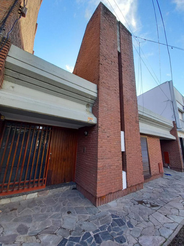 Casa 3 Dormitorios En Venta - Centro Santa Fe