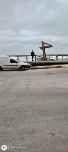 Ford Courier Furgón 