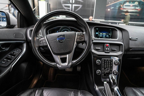 Volvo V40 T5 Rdesign