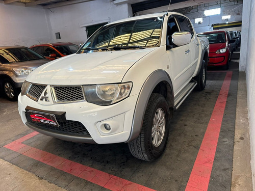 Mitsubishi L200 2.4 Di-d High Power 181cv Cuero