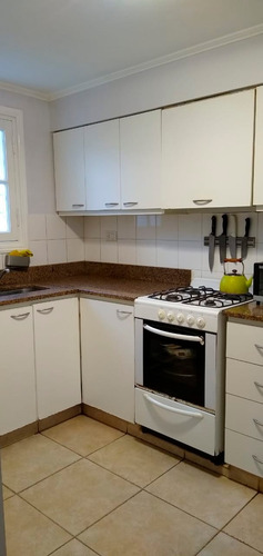 Imagen 5 de 12 de Duplex En Playa Grande! Excelente Ubicacion.