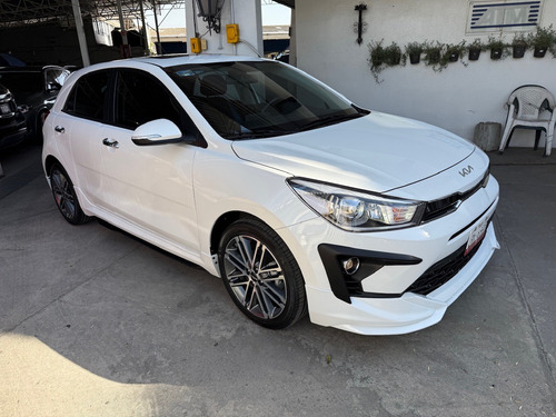 Kia Rio 1.6 S Pack Hatchback Mt