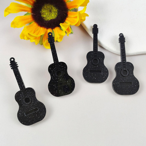 Colgante En Forma De Guitarra, Suministros Creativos Para