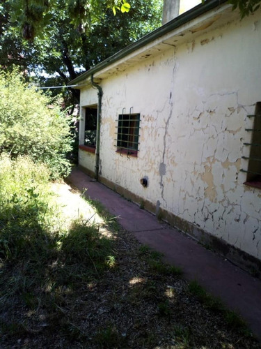 Imagen 10 de 25 de Chalet 3 Amb Amplio A Reciclar- Lote 880 M2 - V.ballester