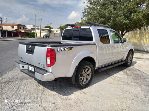 Imagen 5 de 15 de Nissan Frontier Prox4 4x2 V6 Aut 2015