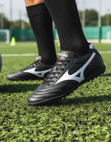 tayaku　Mサイズ　白黒 Chuteira Mizuno Morelia Society Tf Grama Sintética | Frete grátis