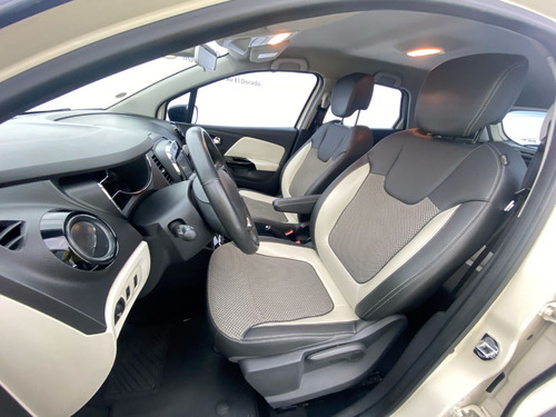 Imagen 14 de 25 de Renault Captur Intens 2.0l