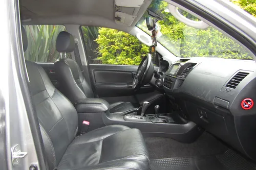 Toyota Fortuner 3.0 Sr5