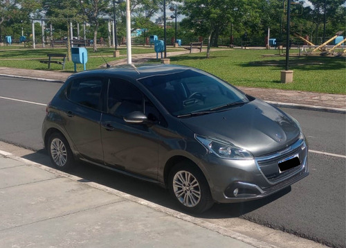 Peugeot 208 1.6 Allure