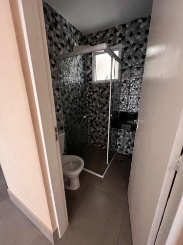 Apto Em Cobertura, 52m2 Dois Dormitórios, 1 Vaga.